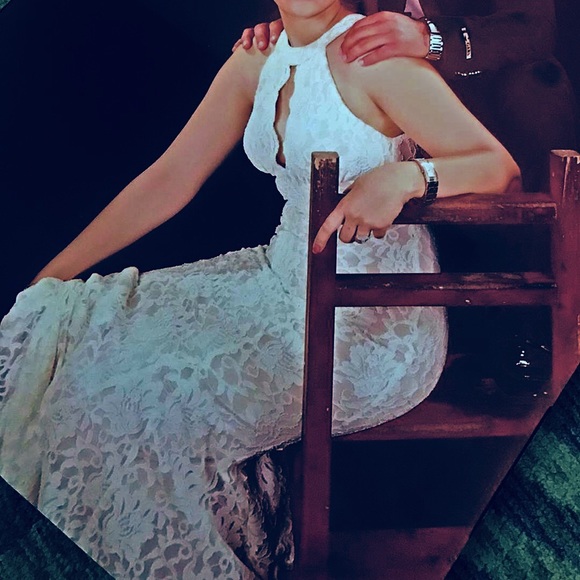 Laura Amazing Engagement Dress+FREE Surprise Gift - Picture 1 of 6